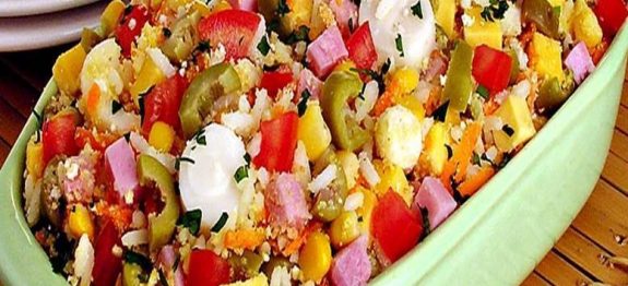 Farofa de arroz e frios