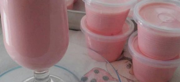 Iogurte de Morango Econômico