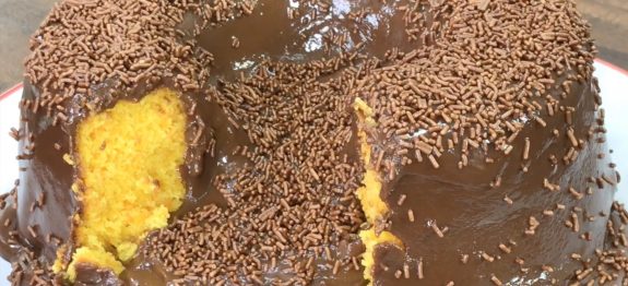 BOLO VULCÃO DE CENOURA