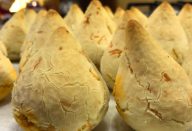 coxinha-de-frango-massa-de-pao-de-queijo