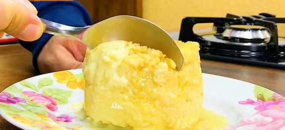 PUDIM DE LEITE NINHO NA CANECA