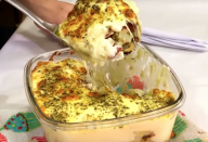 TORTA DE BATATA COM CALABRESA E QUEIJO