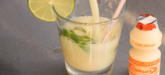 Caipirinha de Yakult