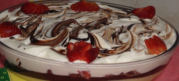 Gelado de Bis com morango