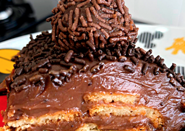SOBREMESA DE CHOCOLATE INCRÍVEL COMO É FÁCIL