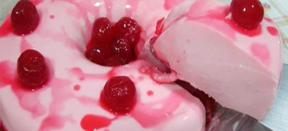 Pudim-de-Gelatina-de-Morango