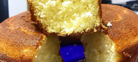 Bolo de Coco Simples