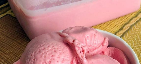 Sorvete Caseiro com Gelatina