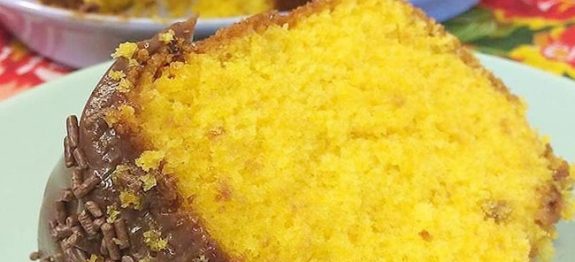 Bolo de Cenoura que Não Embatuma