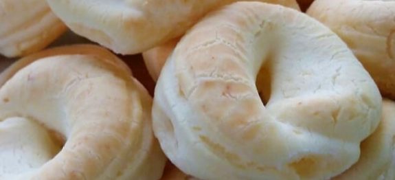 Biscoito de Queijo com Margarina