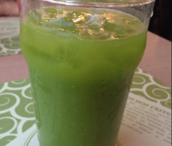 ESSE SUCO DESINCHA E EMAGRECE QUE É UMA BELEZA! EU TOMEI E NO PRIMEIRO DIA JÁ VI UM RESULTADO MARAVILHOSO, AGORA NÃO VIVO SEM!