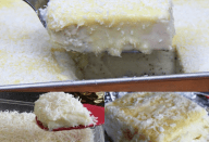 QUERUBIM GELADO, ESSA SOBREMESA ME FAZ ESQUECER TODOS OS PROBLEMAS E ME SENTIR DO CÉU! É DELICIOSA DEMAIS!!!