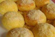 COM POUQUINHOS INGREDIENTES VOCÊ FAZ ESSE PÃOZINHO DE MINUTO,É UMA DELICIA!