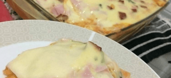 GENTE, ESSE MACARRÃO CREMOSO DE 20 MINUTOS É A COISA MAIS GOSTOSA QUE EU FIZ NOS ÚLTIMOS TEMPOS… SOU APAIXONADA!