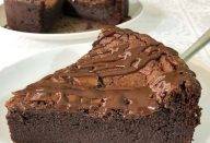 TORTA DE CHOCOLATE DE 3 INGREDIENTES! SOU APAIXONADA POR ESSA RECEITA, ALÉM DE FÁCIL É ECONÔMICA E DELICIOSA!!!