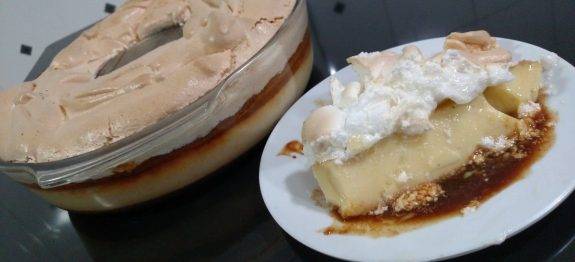 NUVEM DE CASQUINHA, CONSIDERADA A MELHOR SOBREMESA DO BRASIL, ESTÁ PRESENTE NA MESA DA MINHA CASA TODO FIM DE SEMANA!