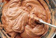 CHANTILLY DE CHOCOLATE COM APENAS 3 INGREDIENTES! O MAIS DELICIOSO DO MUNDO! EU AMO!