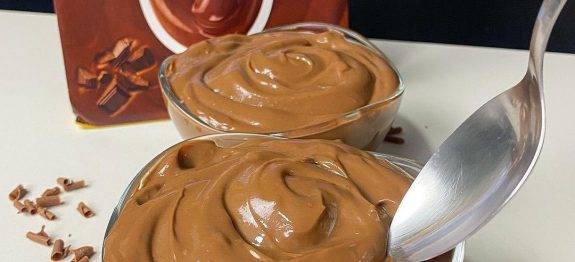 DANETTE CASEIRO (MELHOR DO QUE DANETTE DE SUPERMERCADO) SUPER FÁCIL E QUE RENDE MUITO