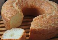 FIZ ESSE BOLO PÃO DE QUEIJO COM REQUEIJÃO CREMOSO E FICOU SIMPLESMENTE INCRÍVEL! TODO MUNDO AMOU!