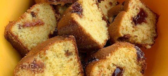 INCRÍVEL!! ESSE BOLO DE FUBÁ DESMANCHA NA BOCA!! O MAIS FOFINHO E MAIS FÁCIL!!