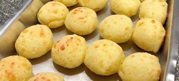 PÃO DE QUEIJO CASEIRO CROCANTE E DELICIOSO,FIZ MUITO ESSA RECEITA EM MINAS GERAIS