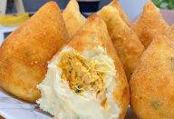 SÓ FAÇA COXINHA DEPOIS DE VER ESSE VÍDEO,MINHA MELHOR MASSA-RECHEIO DELICIOSO E FÁCIL!