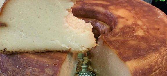 SÓ FAÇO BOLO DE LEITE ASSIM AGORA! SURPREENDENTE DE TÃO CREMOSO! OFERECI PARA MEUS VIZINHOS E AGORA SÓ FALAM DELE!