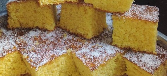 BOLO DE FUBÁ COM COCO Simples fofinho e gostoso!!! FÁCIL E RÁPIDO DE FAZER