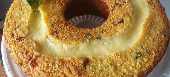 BOLO SALGADO CAIPIRA SIMPLES DE FAZER E DELICIOSO PRO LANCHE DA TARDE!