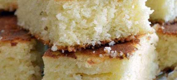 ESSE BOLO EU LEVAVA PRA ESCOLA QUANDO ERA CRIANÇA, MINHA MÃE FAZIA COM TANTO AMOR, ME TRAZ TANTAS LEMBRANÇAS BOAS QUE ATÉ HOJE É O BOLO QUE EU MAIS AMO!