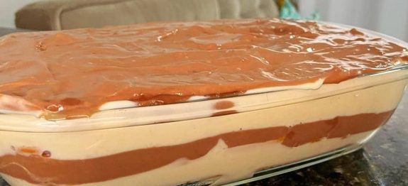 FIZ ESSA SOBREMESA FÁCIL E NÃO SOBROU NADA! A MAIS LEVE E GOSTOSA QUE VOCÊ VAI COMER, SOBREMESA PERFEITA PARA O ANO NOVO!