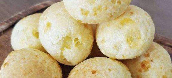 PÃO DE QUEIJO MINEIRO DA ZINHA FÁCIL E RÁPIDO O MELHOR DO MUNDO!!