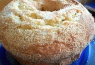 BOLO DE COCO MAIS FÁCIL QUE EXISTE,SUPER FOFINHO..O MAIS GOSTOSO QUE JÁ COMI!