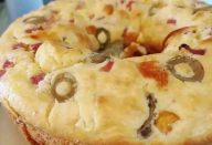 BOLO SALGADO MAIS FÁCIL DE FAZER PARA O LANCHE – SUPER FOFINHO, MEGA MACIO E DELICIOSO!