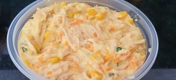 SALPICÃO DE FRANGO SUPER FÁCIL,RÁPIDO,SALADA DELICIOSA E UMA TEXTURA MARAVILHOSA!