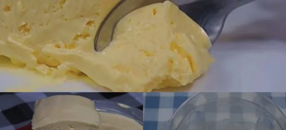 SOBREMESA DE POBRE DE 2 INGREDIENTES E 3 MINUTOS NO LIQUIDIFICADOR ! DESMANCHA NA BOCA!