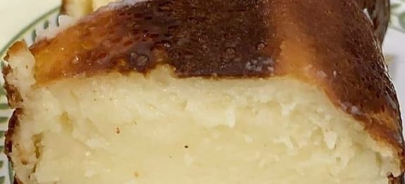 VOCÊ VAI DESEJAR COMER ESSE BOLO HOJE! MUITO FOFINHO..ESSE BOLO FICA UMA DELÍCIA E É SUPER FÁCIL DE FAZER!