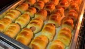 ENROLADINHO DE SALSICHA,SALGADO PERFEITO! MASSA ECONOMICA..MEU LANCHE PREFERIDO! MUITO FÁCIL E DELICIOSO