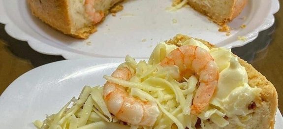 Torta de camarão prática e deliciosa