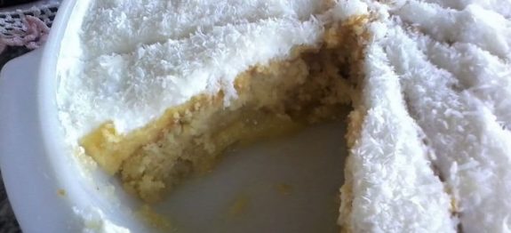 FATIAS DE NUVENS QUE DERRETEM NA BOCA, MINHA SOBREMESA FAVORITA, MEU VÍCIO DE TODOS OS DIAS!