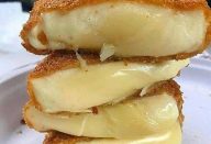 QUADRADINHO CROCANTE E MOLINHO POR DENTRO, É A COISA MAIS GOSTOSA QUE EU JÁ COMI NA VIDA