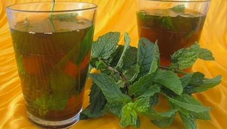 Você deve beber esta bebida incrível uma vez por dia e de preferência em jejum.