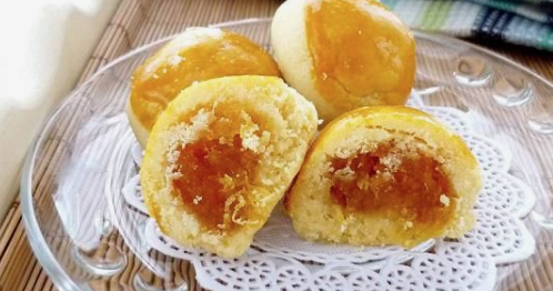 BOLINHAS DOURADAS DE 5 MINUTOS, A MASSA DERRETE NA BOCA E O RECHEIO É ESPETACULAR!