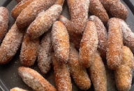DEDO-DE-MOÇA-MORENA, É O BOLINHO QUENTINHO MAIS DELICIOSO QUE VOCÊ VAI COMER NA VIDA!