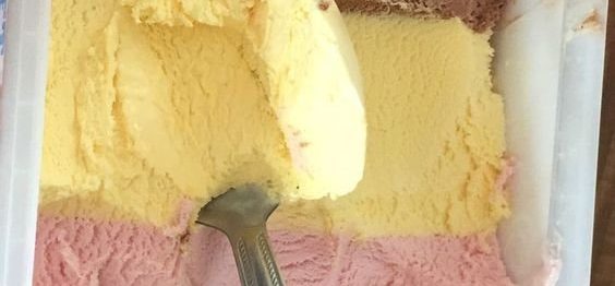 MEU SORVETE NAPOLITANO DE LIQUIDIFICADOR É O MAIS PERFEITO DE TODOS E EU FAÇO EM 5 MINUTOS!