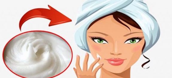 Aplique este creme de bicarbonato antes de dormir para combater rugas, manchas e espinhas