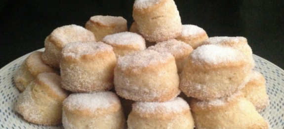 BOLINHOS DE 5 MINUTOS DA FRAN, DESMANCHA NA BOCA COMO AREIA, DELICIOSO!!