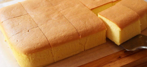 BOLO BENTO QUENTE, SE EXISTE BOLO MAIS GOSTOSO QUE ESSE EU DESCONHEÇO
