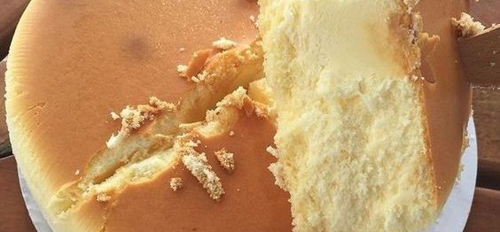 BOLO DE 3 MINUTOS QUE DERRETE NA BOCA LOGO NA PRIMEIRA MORDIDA, É O BOLO MAIS GOSTOSO DO MUNDO