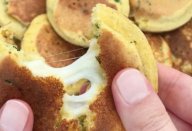ESSE BOLINHO DE PANELA É A COISA MAIS DELICIOSA QUE EXISTE! FEITO EM 3 MINUTINHOS!